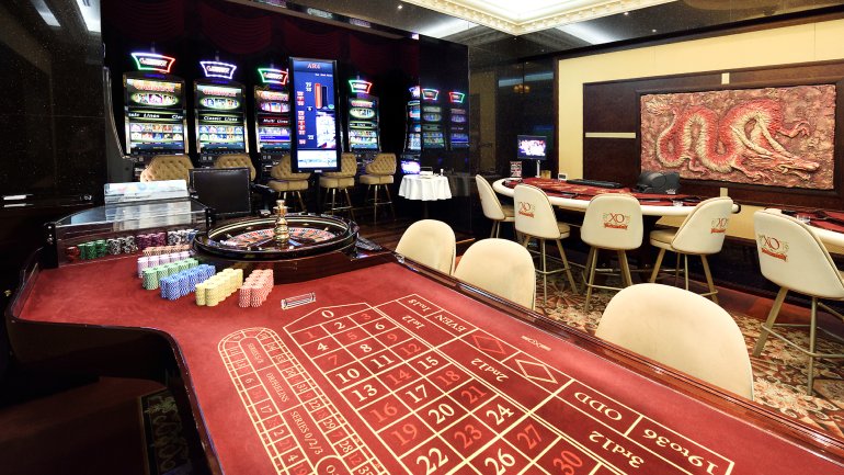Interno del casinò di Minsk XO