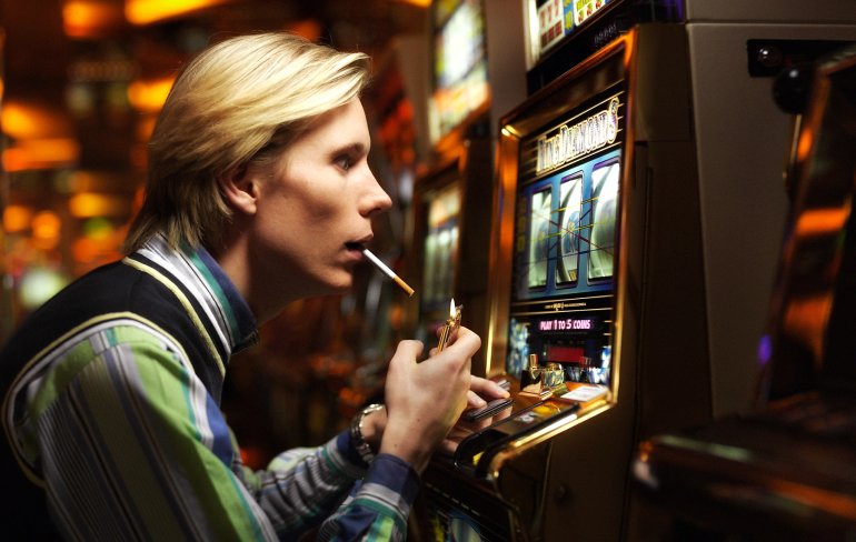 L'impatto ipnotico delle macchine da gioco sui giocatori