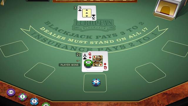 Dividere i dieci nel blackjack