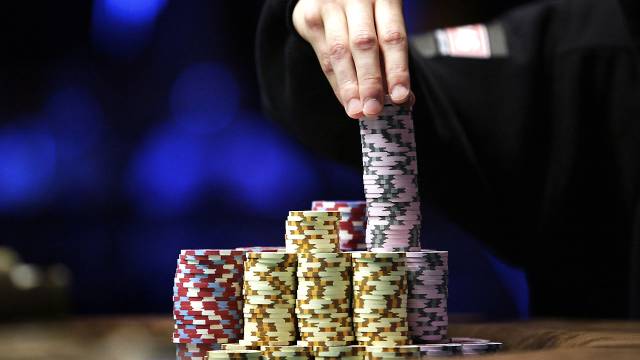 Rubare fiches ai giocatori di casinò
