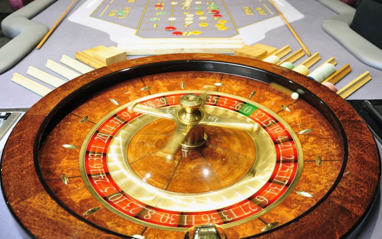 Roulette francese nel casinò