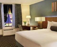 Excalibur Hotel & Resort Casino Las Vegas: Camera Royal Superior King