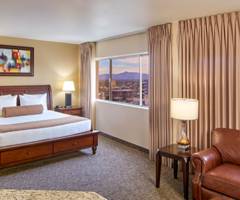 Four Queens Hotel & Casino Las Vegas: Suite Regale