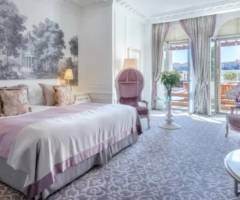 Casino Cafe de Paris Monte-Carlo: Junior Suite vista mare con vasca idromassaggio