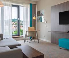 Coloseum Club Sarajevo: Suite, Suite con 1 camera da letto, 1 King, vista città