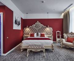 First Casino Lviv: Superiore