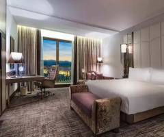 Merit Montenegro Casino: Camera King Executive con accesso al salone