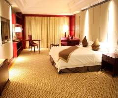 Casino Marina Maputo: Re Deluxe