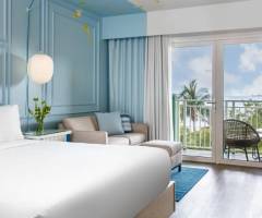 Wind Creek Carnival Casino Curacao: Vista sull'oceano con balcone