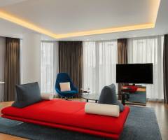 The Casino at The Empire: Suite WOW Suprema