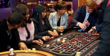 Broadway Casino: Molte persone vengono qui