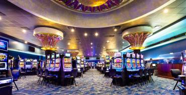 Caguas Real Hotel & Casino: Sala slot