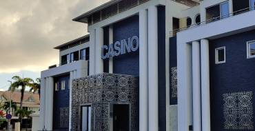 Casino Cogit du Gosier Guadeloupe: Ingresso dell'edificio