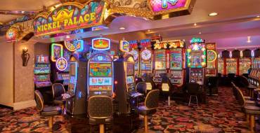 Four Queens Hotel & Casino Las Vegas: 4 Casinò Queens