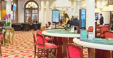 Les Ambassadeurs Club: Giochi di lusso