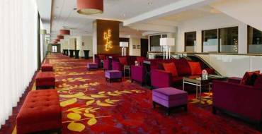 Marriott Hotel & Casino Warsaw: Lobby elegante