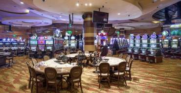 Mond Casino & Hotel: Gioco d'azzardo