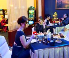 Casino Senator: Restaurante en el casino